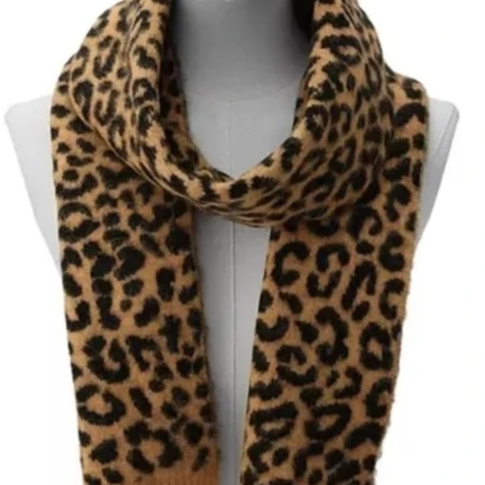 kate spade Black and Mustard Leopard-Print Knit Scarf & Beanie